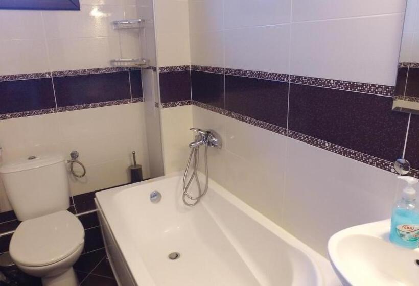 Номер Стандарт Вид на Горы, Leshtenski Rai Guest House