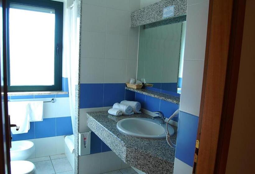 Quarto Triplo Clássico, Nicolaus Club Torre Moresca