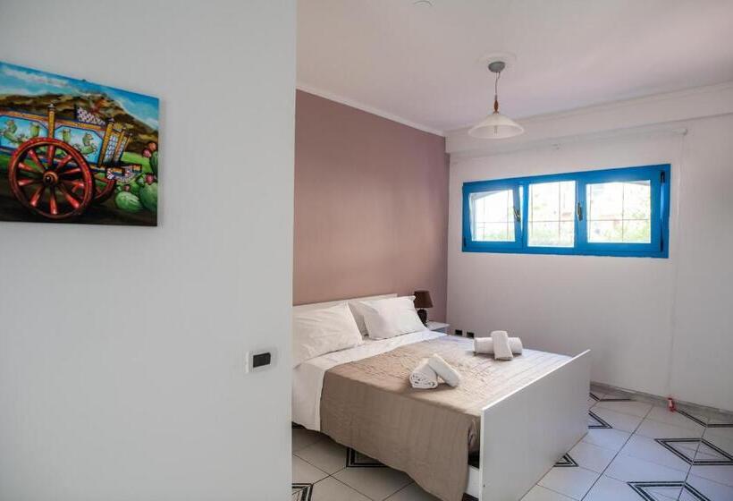 Quarto Estandar, Ada Hotel & Apartments