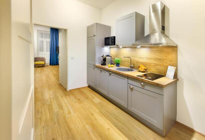 سوییت, Jimmy S Apartments Dandelion