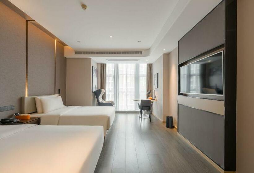 Номер Superior, Atour Hotel Nanjing Olympics Sports Center Cbd