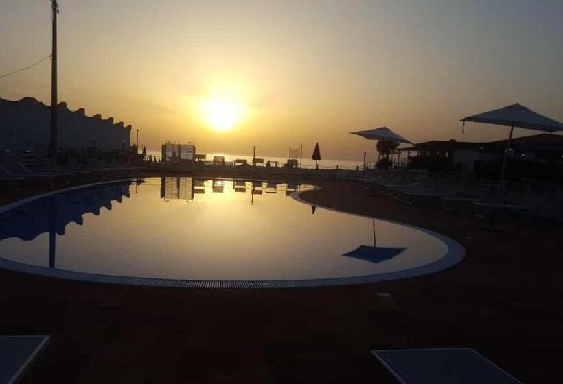 آپارتمان 1 خوابه, Villaggio Residence Emmesse