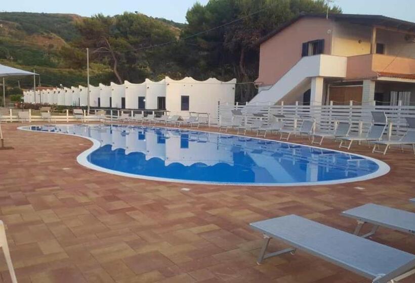 آپارتمان 1 خوابه, Villaggio Residence Emmesse