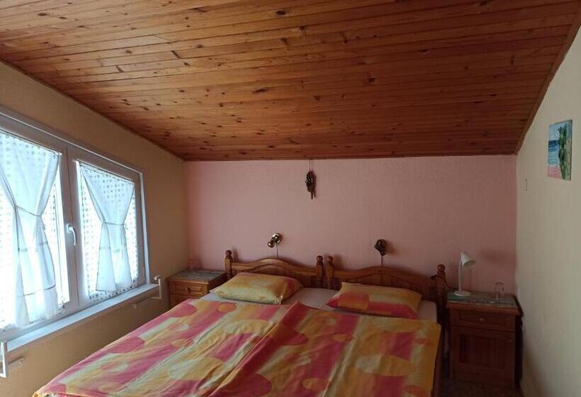 Номер Стандарт Совместная Ванная, къща за гости василеви синеморец   Guest House Vasilevi Sinemorets