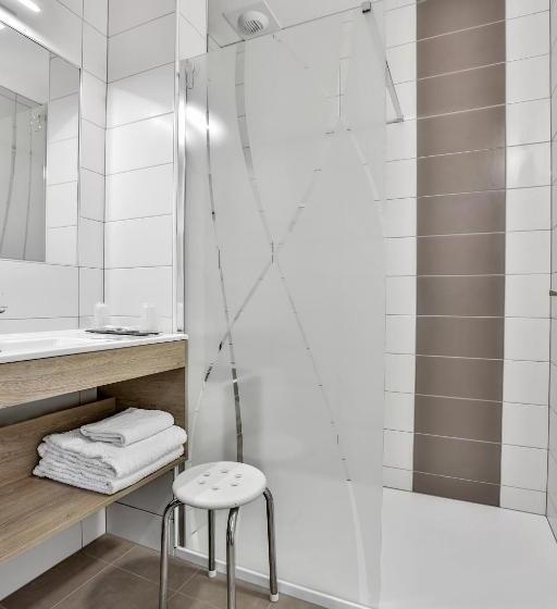 Comfort room with terrace, Le Mas Del Pechs