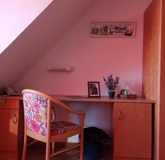 Номер Стандарт, Stadthotel Deggendorf