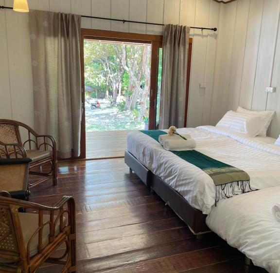 Бунгало Deluxe, Marina Resort Koh Phayam Ranong