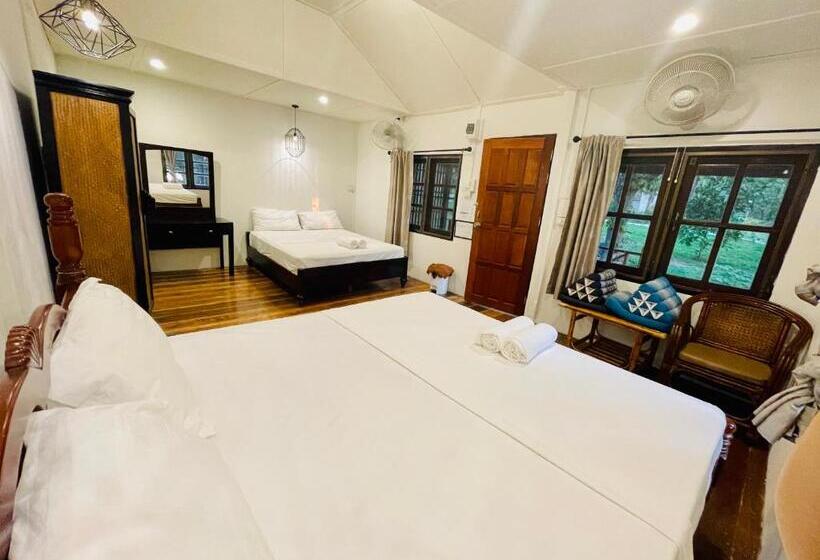 Семейный Номер Вид на Сад, Marina Resort Koh Phayam Ranong