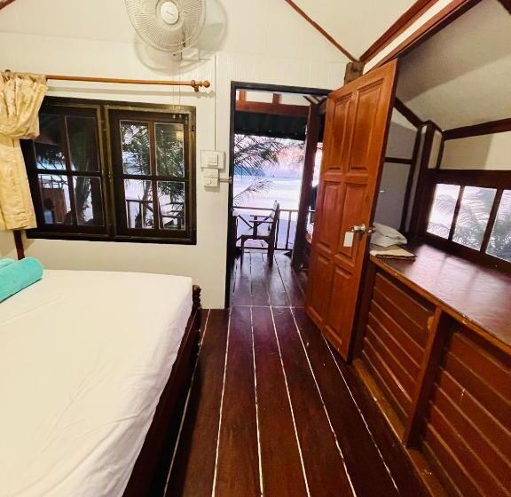 Стандартный Номер Кровать Кинг, Marina Resort Koh Phayam Ranong