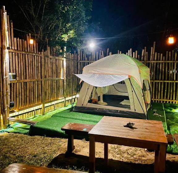 Standard Tent, Marina Resort Koh Phayam Ranong