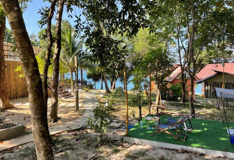 Бунгало Стандарт, Marina Resort Koh Phayam Ranong
