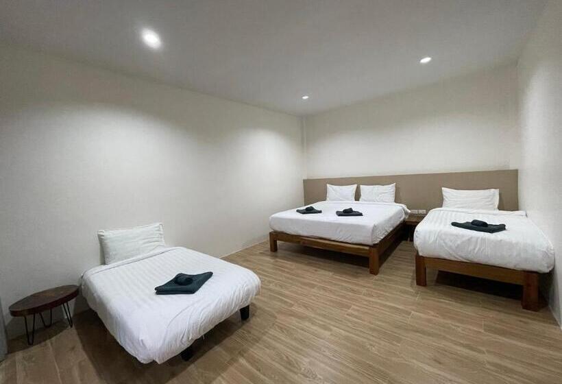 Трехместный Номер Deluxe Вид на Море, Marina Resort Koh Phayam Ranong