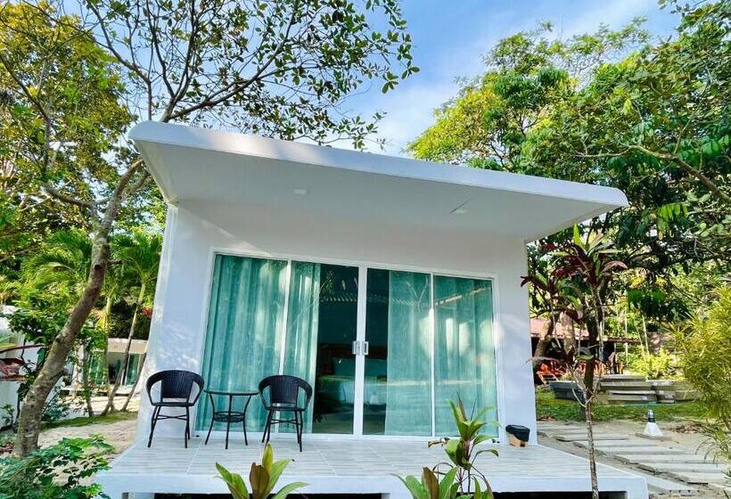 Бунгало Deluxe, Marina Resort Koh Phayam Ranong