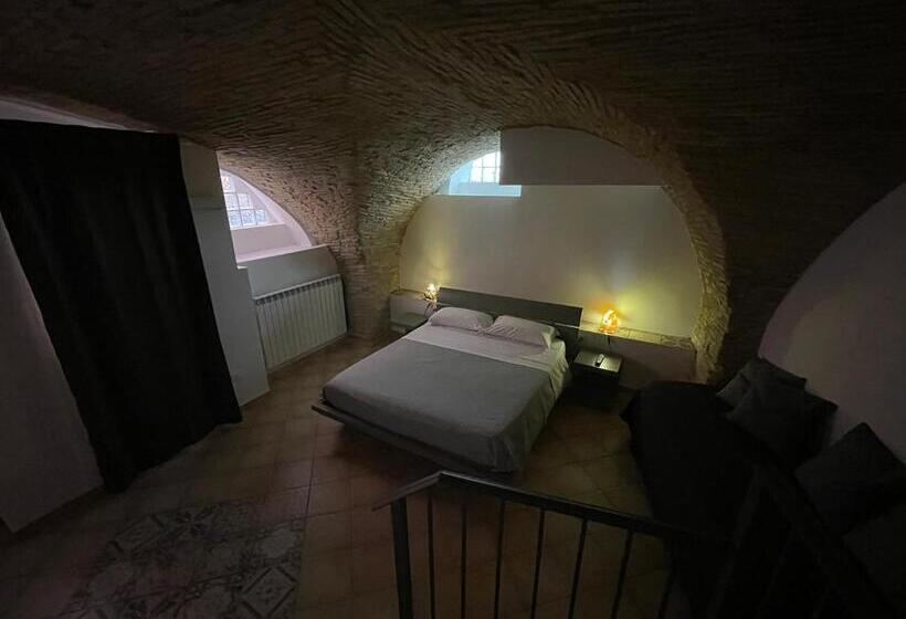 اتاق دوبلکس, B&b Sacca