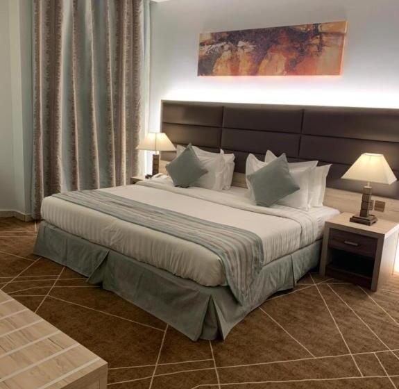 Президентский Люкс, Fiori Hotels