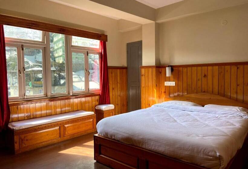 Quarto Superior, Khenkhim Regency, Lachen All Meals Included