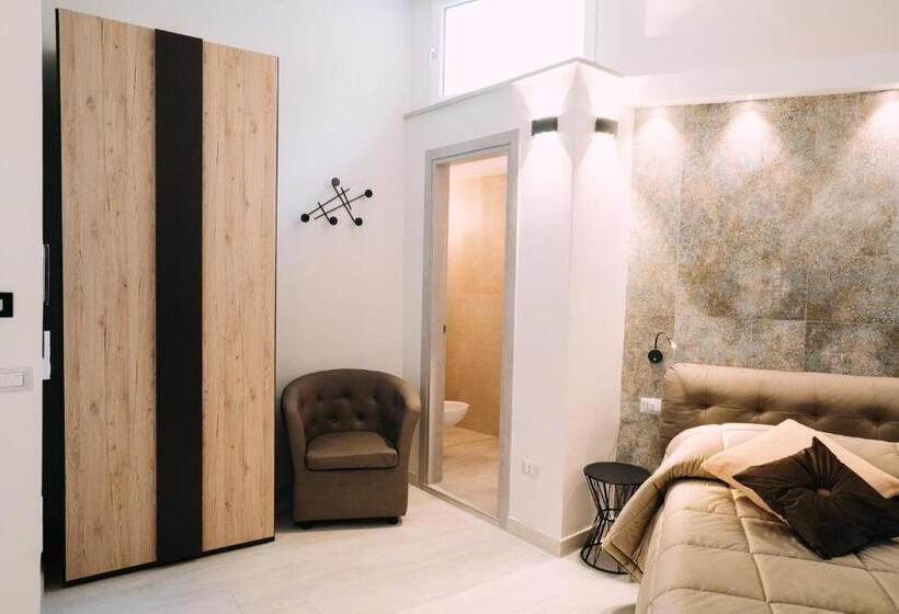 اتاق پریمیوم چهارنفره, Affittacamere La Magnolia