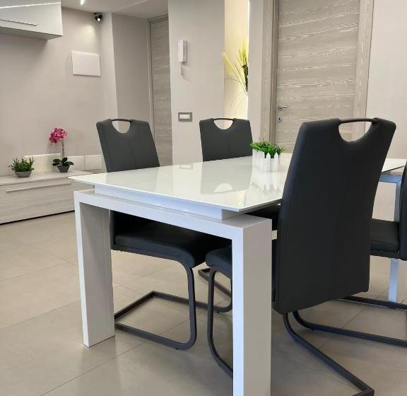 استودیوی استاندارد, Affittacamere La Magnolia