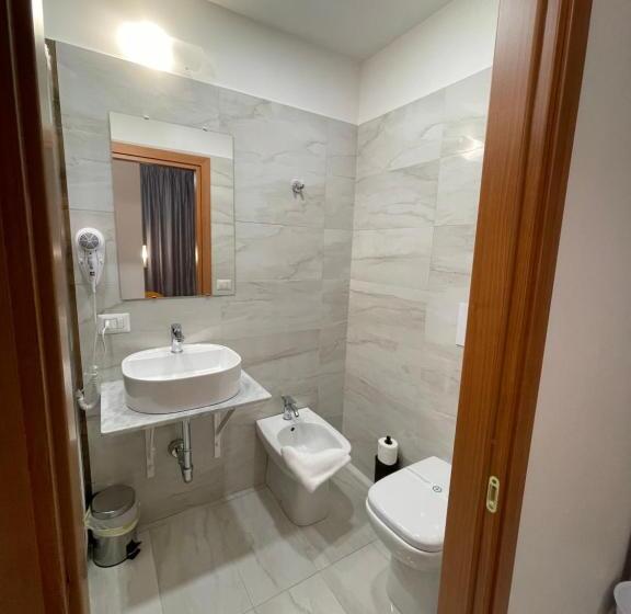 اتاق استاندارد, B&b Centrale