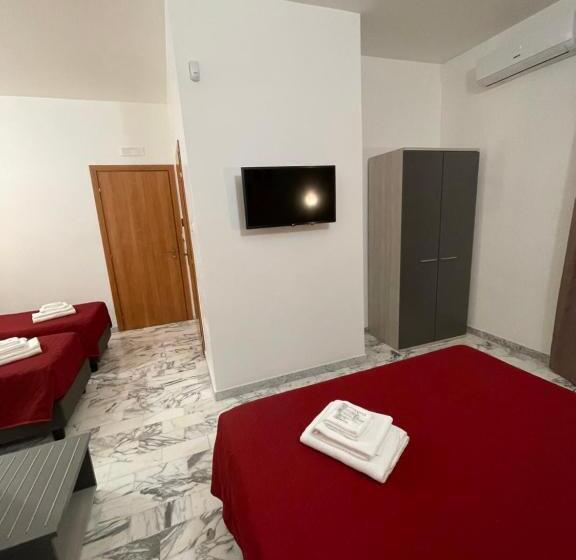 اتاق استاندارد چهار تخته, B&b Centrale