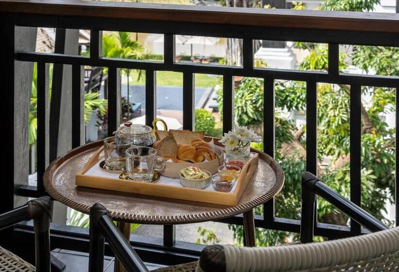 Номер Deluxe, Buri Sriping Riverside Resort & Spa   Sha Extra Plus
