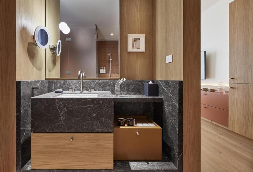 Номер Стандарт, Hyatt Centric Melbourne