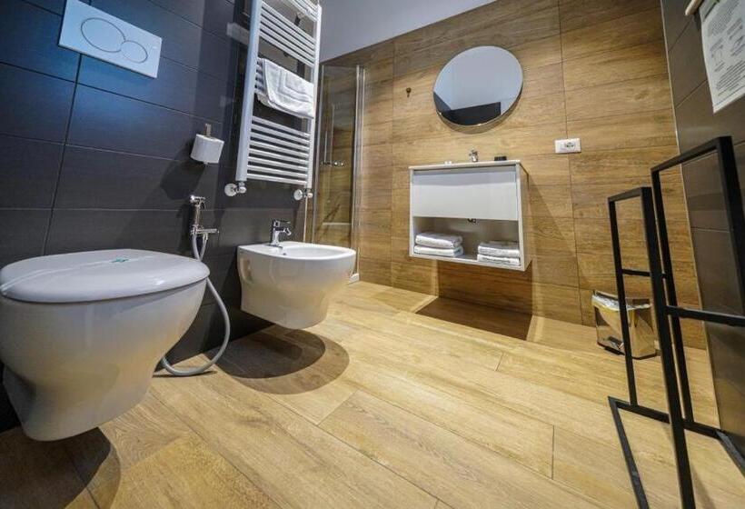 Номер Стандарт с Балконом, Run House 07 Rooms & Apartments