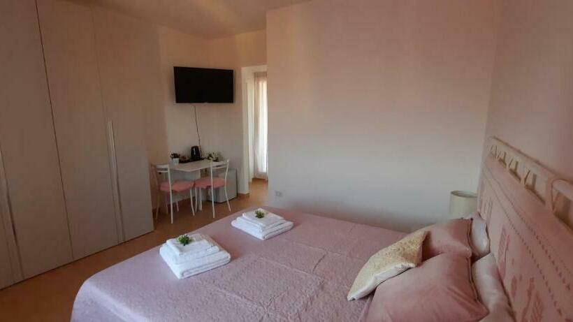 اتاق لوکس با چشم‌انداز دریا, B&b Monte Becco