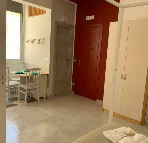 اتاق کلاسیک چهارنفره, Madama B&b