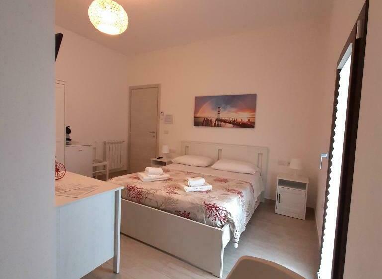 标准间, B&b La Carminella