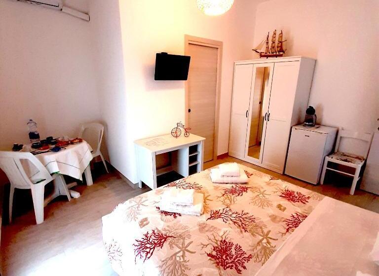 标准间, B&b La Carminella