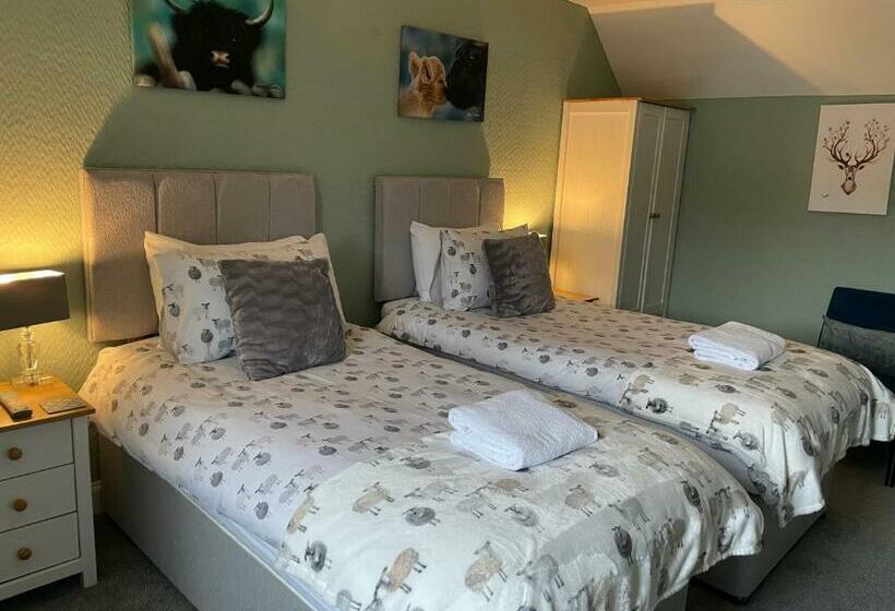 Номер Deluxe Вид на Озеро, Whinburn Guest House