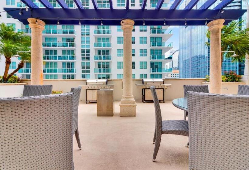 스위트, Elite Brickell Studio On The Bay