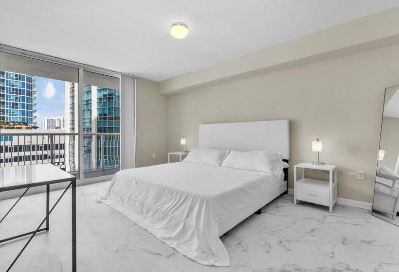 스위트, Elite Brickell Studio On The Bay