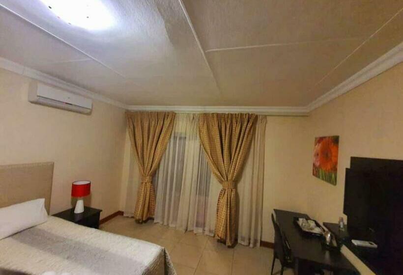 Номер Стандарт, Tenacity Guesthouse   Riviera Park