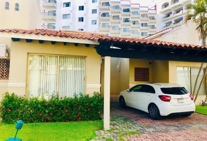 ガーデンビュースタンダード４ベッドルーム, Villa Para 5 Personas 4 Adultos Y 1 Menor En Hotel Tsoro Ixtapa Wifi Gratis