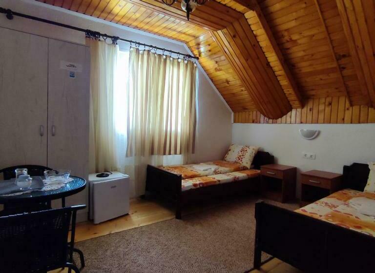 اتاق استاندارد با سرویس بهداشتی مشترک, Snam Rooms&apartment