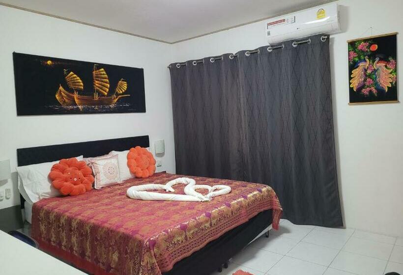 اتاق استاندارد, B&b Namo Phuket