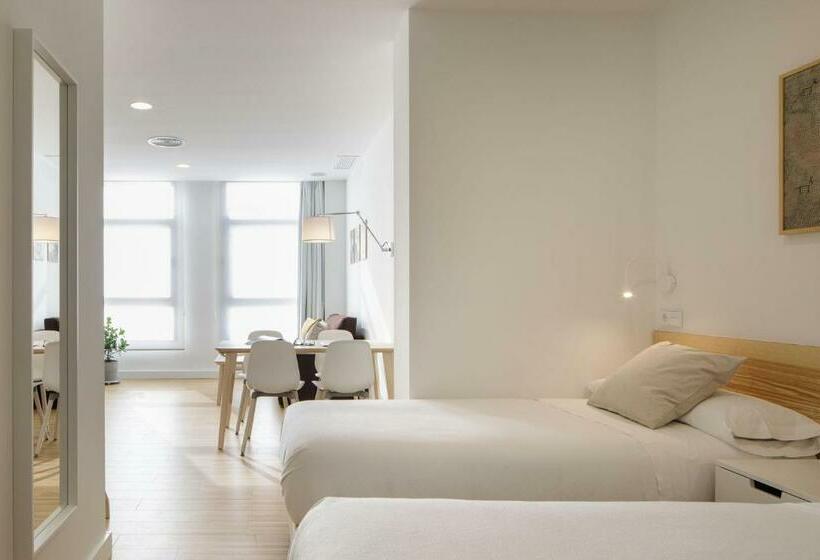 استودیوی استاندارد, Mush Room Apartamentos