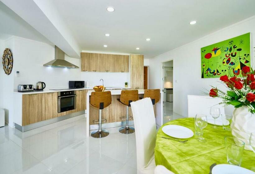 Apartamento 1 Dormitório Vista Mar, Luxurious Apartment On Jomtien Beach Road