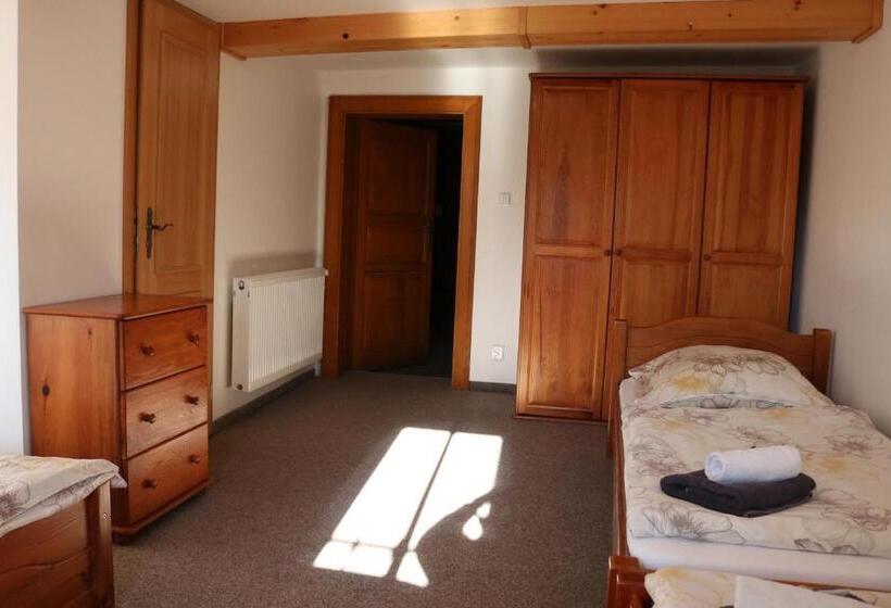 スタンダード４人部屋, Penzion Vlčárna