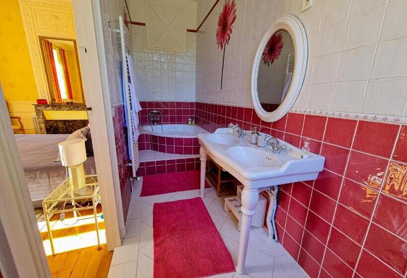 Семейный Номер, Chateau Erigoye