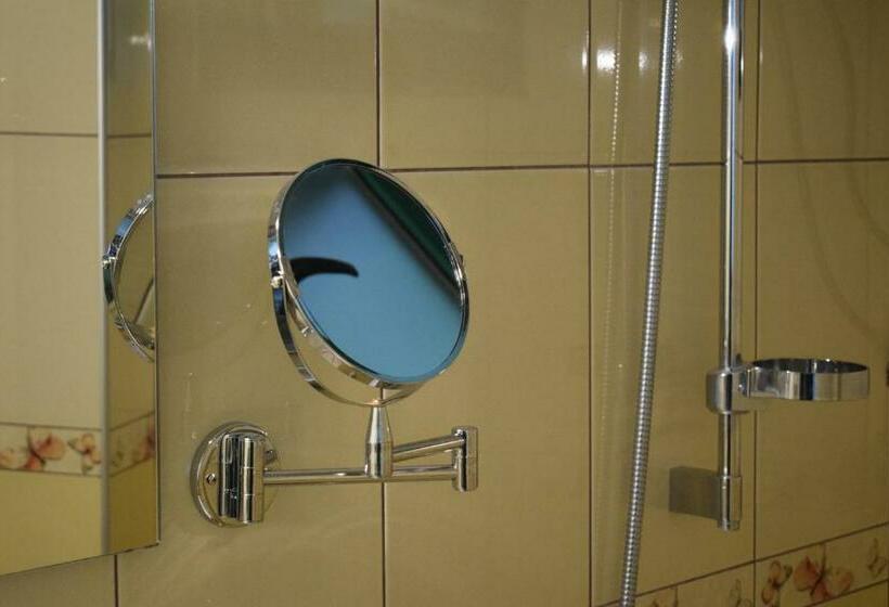디럭스 룸, Guest Rooms Waterfall