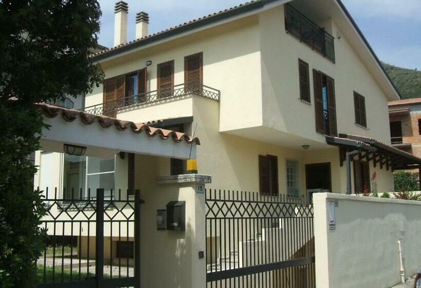 اتاق استاندارد سه نفره, B&b Oro Puro