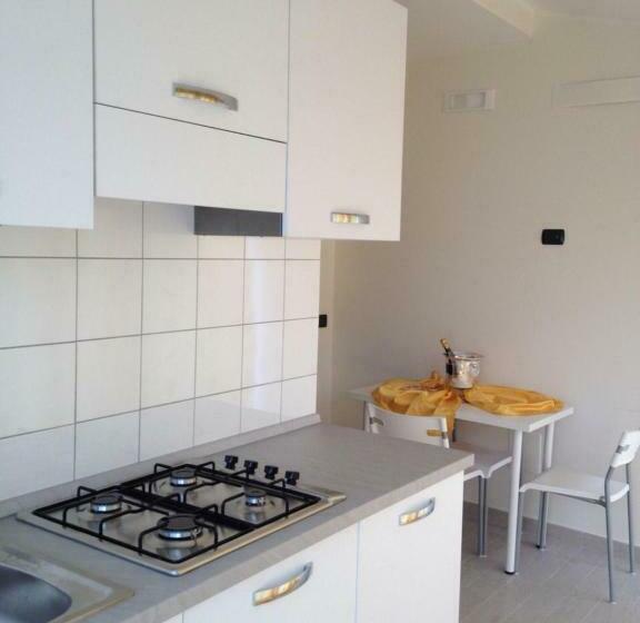 اتاق استاندارد سه نفره, B&b Oro Puro