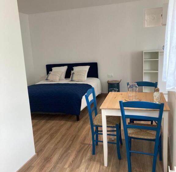استودیوی استاندارد, Appart’hôtel Saint Patrice