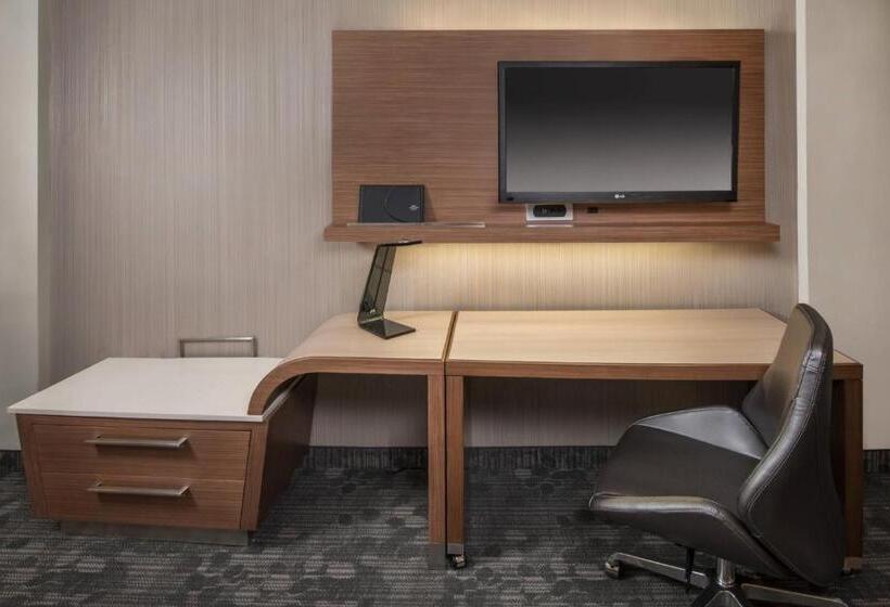 스위트 킹사이즈 침대, Courtyard By Marriott Mexicali