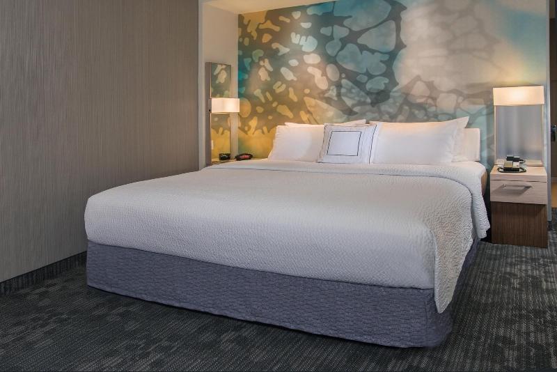 스탠다드 룸 킹사이즈 침대, Courtyard By Marriott Mexicali