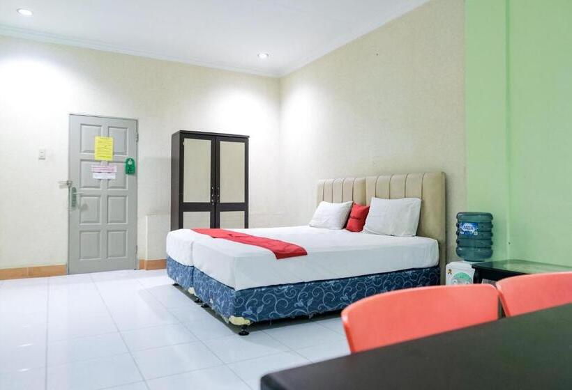 חדר משפחתי, Reddoorz Plus @ Jalan Iskandar Muda Medan