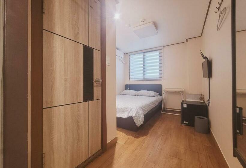 スタンダードルーム, Olive Hostel Myeongdong